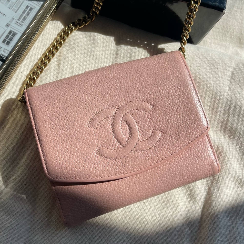 CHANEL Caviar Leather Barbie Pink Pastel Bifold Wallet WOC
